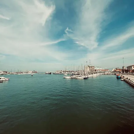 Kasia Porta Sul Mare Di Free Parking Apartmán Livorno