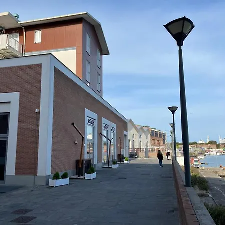 Kasia Porta Sul Mare Di Free Parking * Livorno
