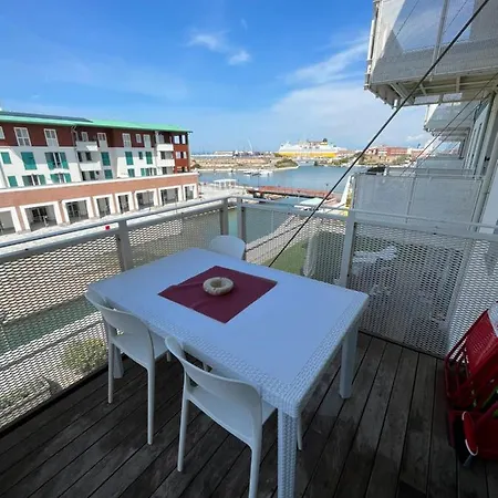 Kasia Porta Sul Mare Di Free Parking Apartmán Livorno